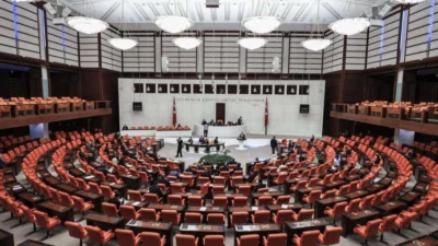 Türkiye Büyük Millet Meclisi (TBMM) kayıtlarında yapılan güncellemeyle YENİ Parti,