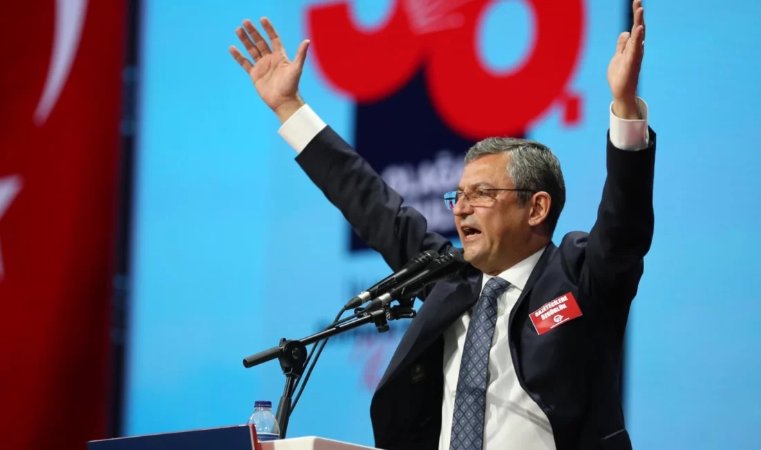 Özgür Özel'in sosyal medya hesabından yapılan paylaşımda, YENİ Parti'nin kuruluşuna