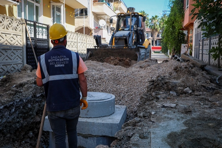 SASKİ, İstiklal Mahallesi’nde 3 bin 500 metrelik yeni yağmur suyu