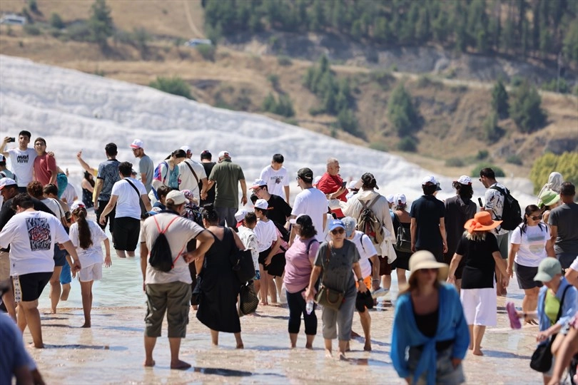 2. Uluslararası Pamukkale Açık Satranç Turnuvası kapsamında kente gelen 24