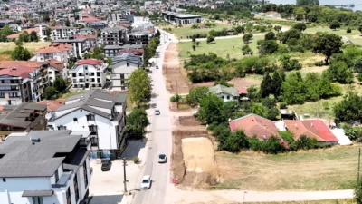 Kocaeli Büyükşehir Belediyesi, Başiskele’de D-130 Karayolu’na alternatif ulaşım güzergâhı oluşturacak