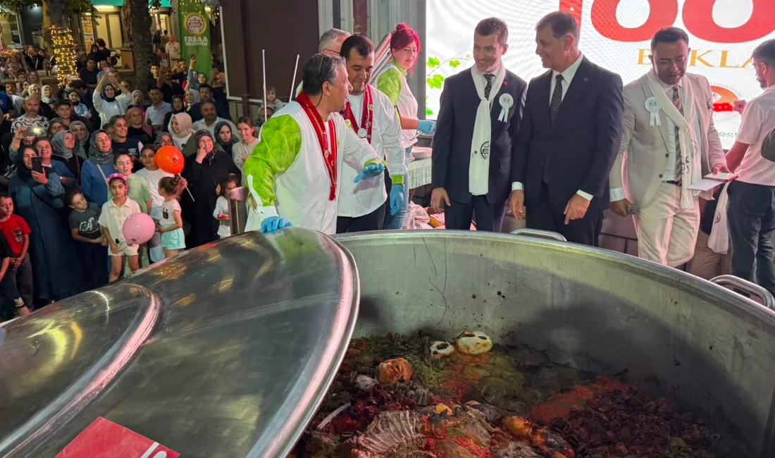 Tokat 23. Uluslararası Geleneksel ve Kültürel Erbaa Yaprak Festivali’nde renkli