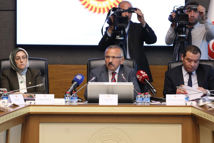 TBMM'de kurulan Meclis Araştırma Komisyonu'nda okullarda yaşanan şiddet olayları ve