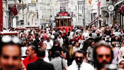 Türkiye İstatistik Kurumu'nun (TÜİK) 2025 yılı nüfus verileri açıklandı. Türkiye’de