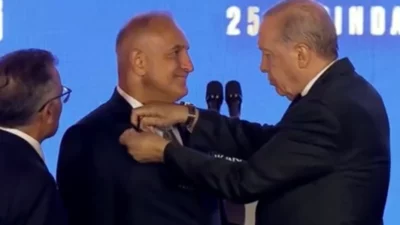AK Parti’nin 25. kuruluş yıl dönümü programında partiye 3 milletvekili