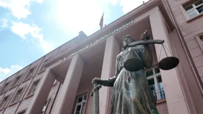 Adalet Bakanı Akın Gürlek, adalet hizmetlerine erişimi hızlandırmak amacıyla “Alo