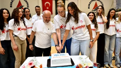 Arabica Coffee House Kadınlar 1. Ligi’nde mücadele eden Muratpaşa Belediyesi