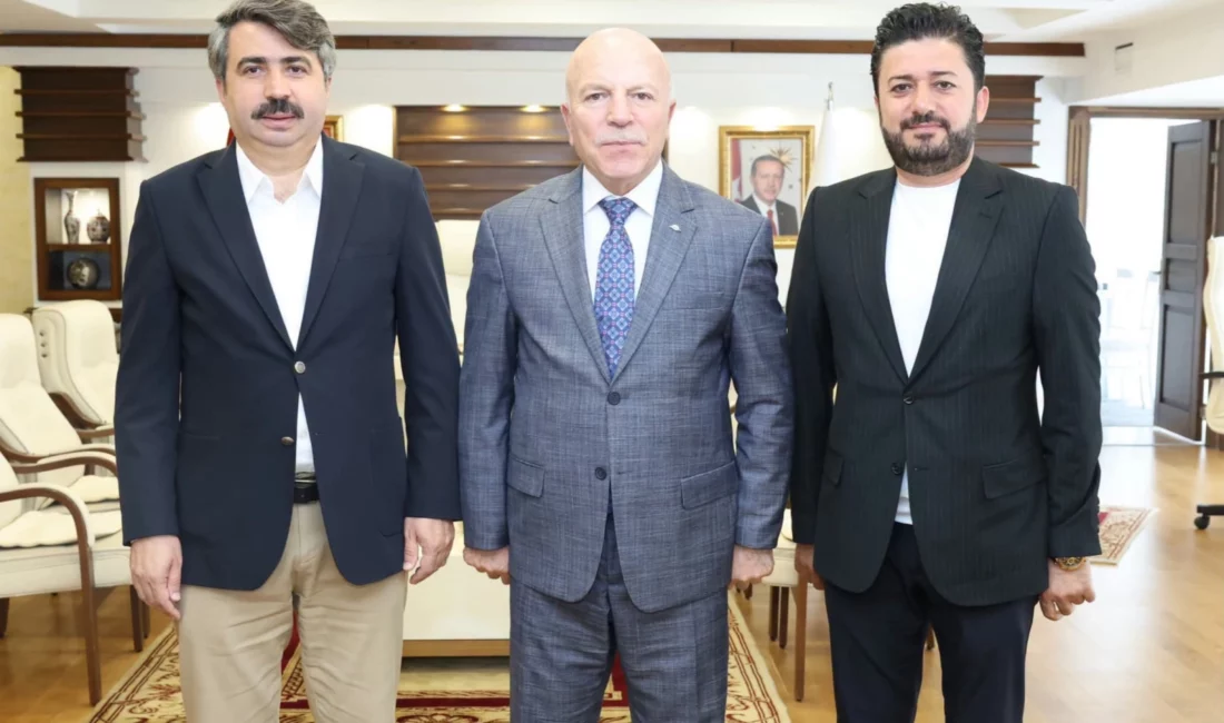 Bursa Yıldırım Belediye Başkanı Oktay Yılmaz, Erzurum Büyükşehir Belediye Başkanı