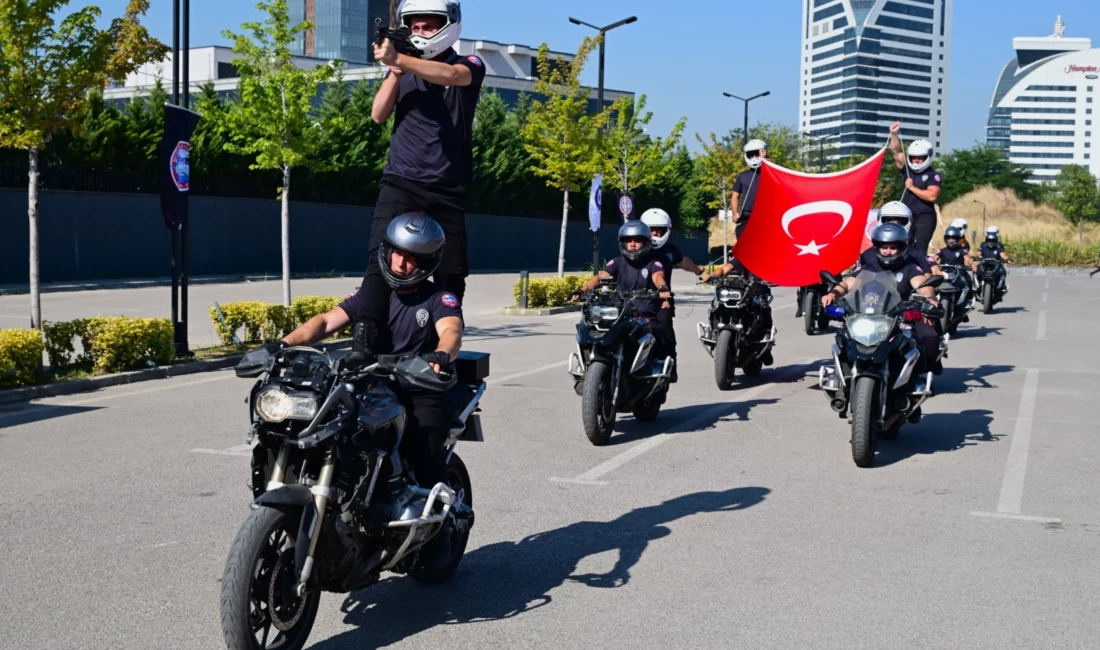 Bursa İl Emniyet Müdürlüğü tarafından düzenlenen Motosikletli Polis Timleri Temel