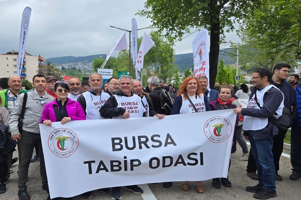 Bursa Tabip Odası Yönetim Kurulu, Sağlık Bakanlığı'nın hekimlerin teşvik ve