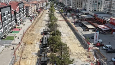 Ankara Büyükşehir Belediyesi’nin Dikimevi-Natoyolu Raylı Sistem Uzatma Hattı Projesi’nde çalışmalar