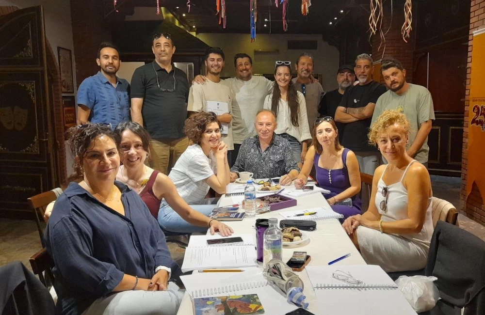 Eskişehir Büyükşehir Belediyesi Şehir Tiyatroları, yeni tiyatro sezonunda sahneleyeceği, “Karanlıktan