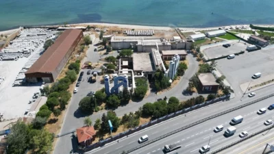İSKİ Genel Müdür Yardımcısı Bülent Solmaz, Küçükçekmece Ön Arıtma Tesisi’nde