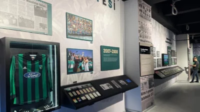 Kocaeli Büyükşehir Belediyesi’nin katkılarıyla hayata geçirilen “Kocaelispor Müzesi”, Yeşil-Siyahlı kulübün