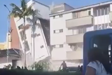 Kolombiya’da meydana gelen 7,4 büyüklüğündeki deprem, ülkenin batısında geniş bir