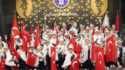 Kütahya Belediyesi’nin geleneksel hale getirdiği Toplu Sünnet Töreni, 48 çocuk