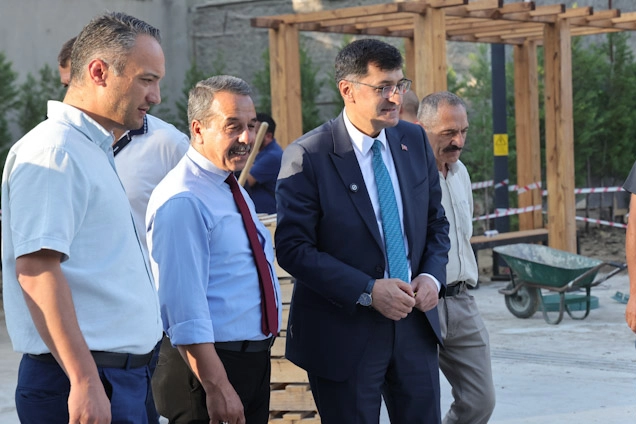 Kütahya Belediye Başkanı Eyüp Kahveci, Ulu Cami ve çevresinde devam