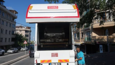Maltepe Belediyesi, ilçe genelinde sürdürdüğü planlı temizlik çalışmaları kapsamında Aydınevler