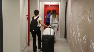 İstanbul Büyükşehir Belediyesi’nin, üniversite eğitimi için İstanbul’a gelen gençlere barınma