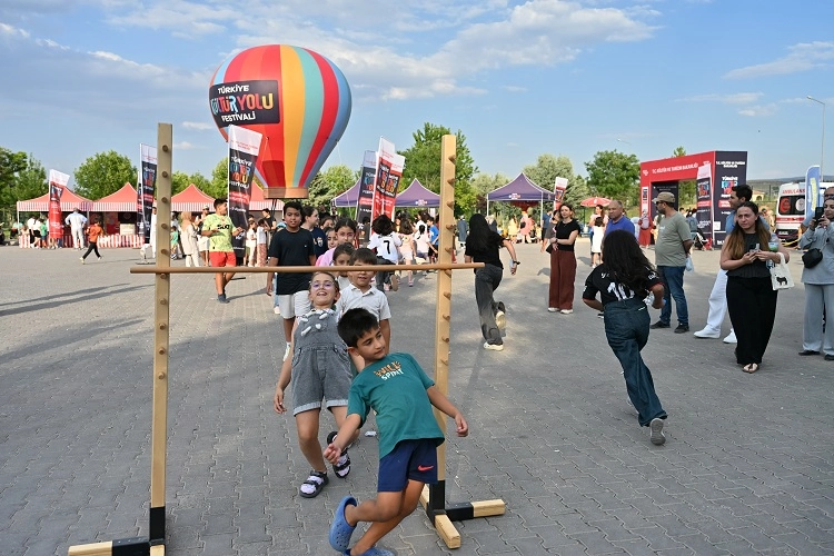 Kültür ve Turizm Bakanlığı tarafından düzenlenen Türkiye Kültür Yolu Festivali,