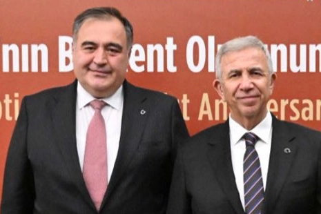 Ankara Büyükşehir Belediye Başkanı Mansur Yavaş'ın CHP'den istifa ederek bağımsız