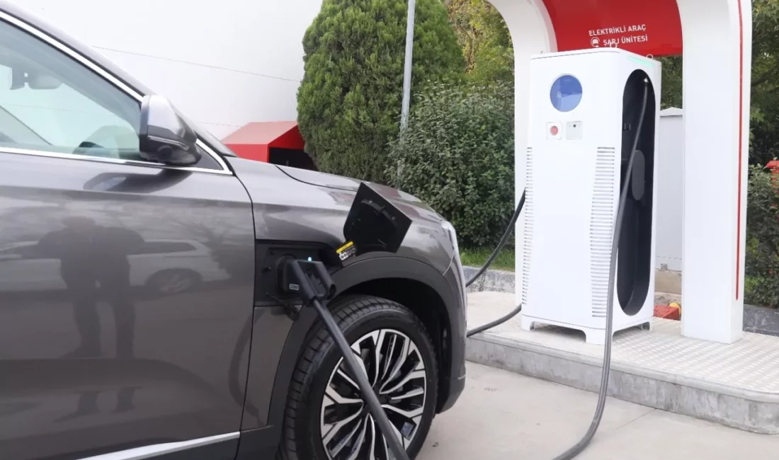 İletişim Başkanlığı Dezenformasyonla Mücadele Merkezi (DMM), elektrikli araçların evlerde şarj