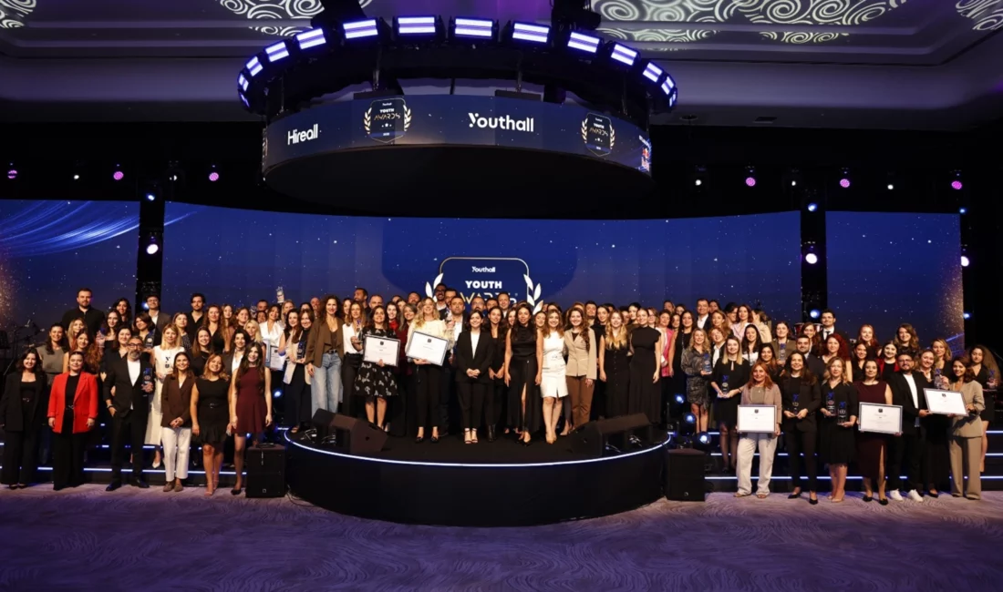 Youthall tarafından bu yıl altıncısı düzenlenen Youth Awards® kapsamında 227