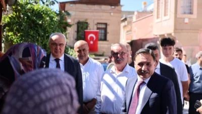 Kayseri Valisi Gökmen Çiçek, Melikgazi ilçesine bağlı Gesi Güney Mahallesi’ni