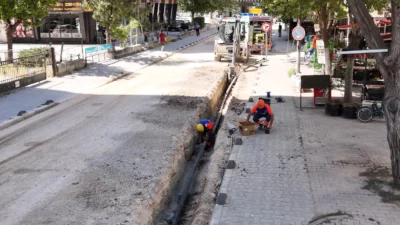 Konya Büyükşehir Belediyesi KOSKİ Genel Müdürlüğü, şehir merkezinde kullanım ömrünü