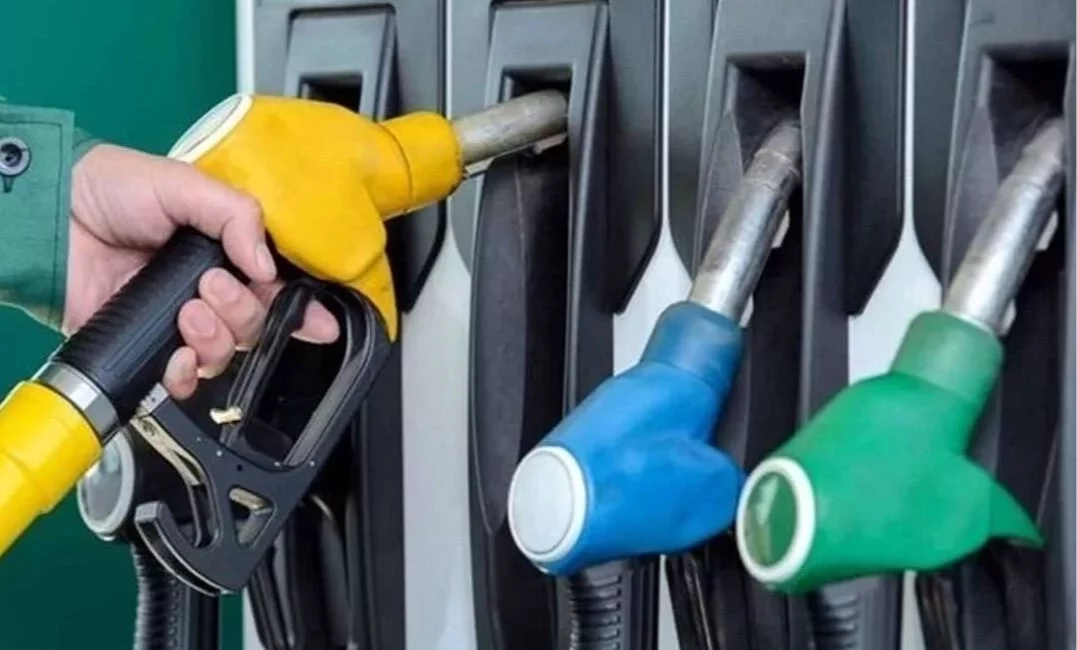 Akaryakıt fiyatlarında motorin için beklenen indirim belli oldu. Sektör kaynaklarından