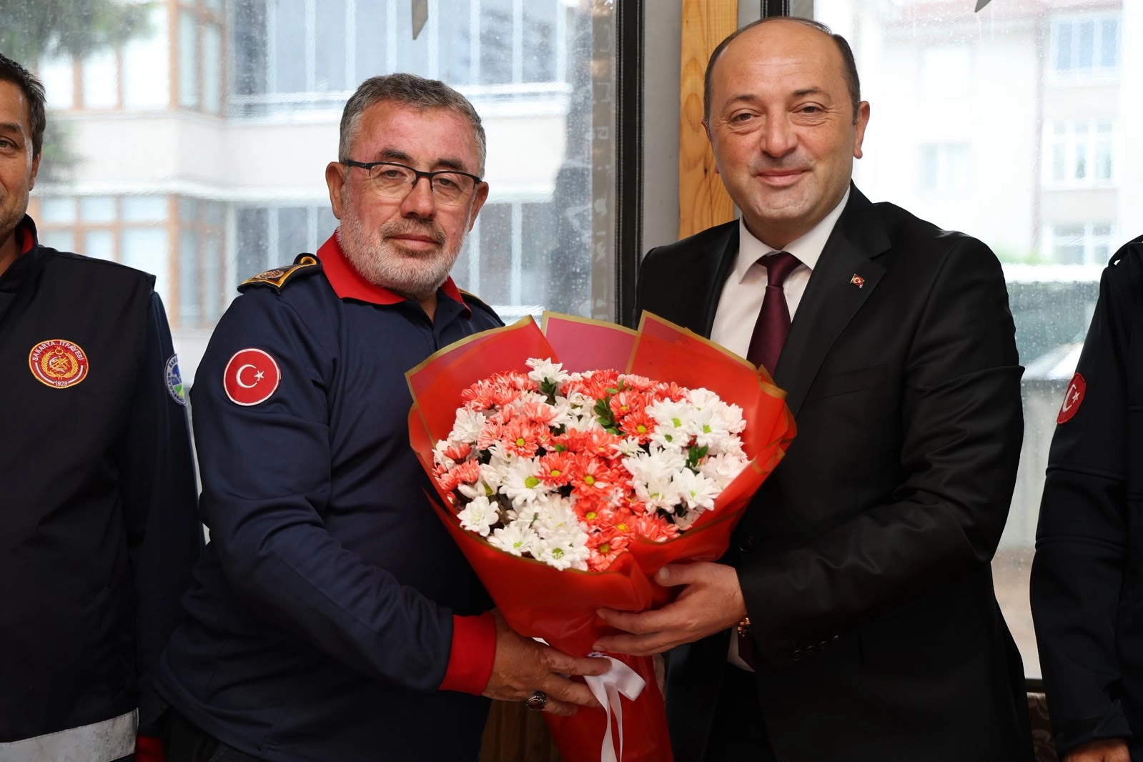 Geyve Belediye Başkanı Selçuk Yıldız, İtfaiye Haftası dolayısıyla Sakarya Büyükşehir