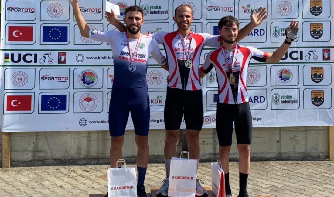 Sakarya Büyükşehir Belediyesi Spor Kulübü sporcuları, kano, kick boks ve