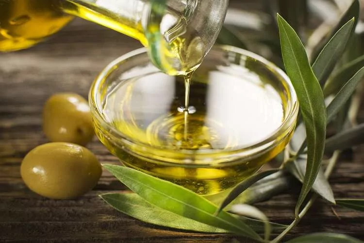 Araştırmalar, günde 7 gr zeytinyağı tüketiminin kalp, kanser ve akciğer