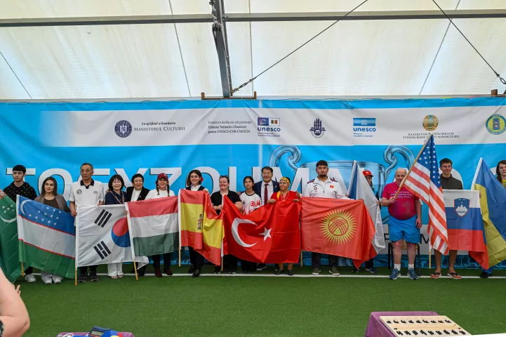Bükreş'te 21-27 Eylül tarihlerinde düzenlenen 11. Uluslararası KURULTAI Festivali, 40'tan
