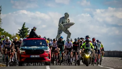 İlk kez düzenlenen ŠKODA Çanakkale Gran Fondo, 13 ülkeden 924
