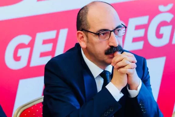 CHP Genel Başkanı Kemal Kılıçdaroğlu’nun basın danışmanı Atakan Sönmez, Halk