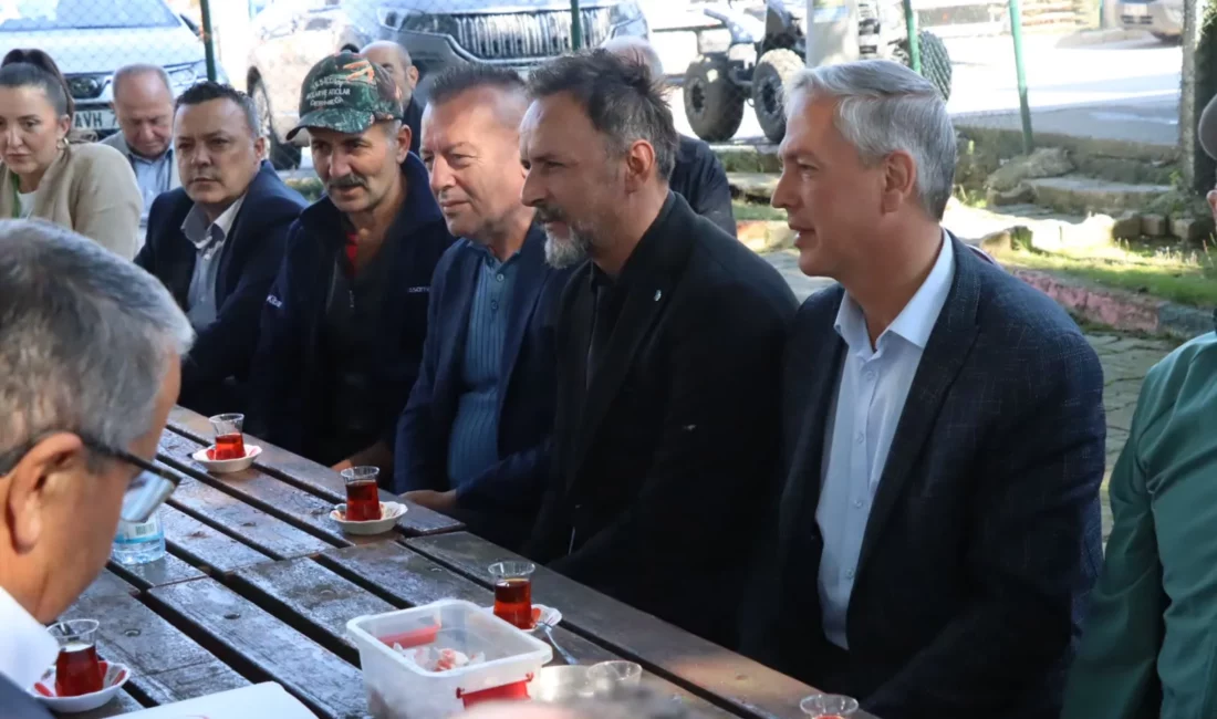 Kocaeli'de İzmit Belediyesi, mahallelerin ihtiyaçlarını yerinde tespit etmek ve vatandaşların