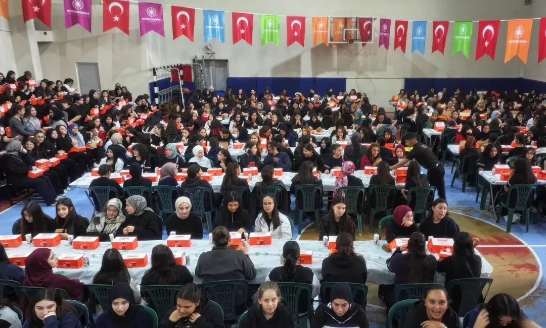 Kayseri Kocasinan Belediyesi, ‘Kocaburger’ etkinliğiyle yeni eğitim öğretim döneminin ilk