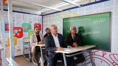 Kayseri Talas Belediyesi ve AFAD iş birliğiyle düzenlenen eğitimde deprem