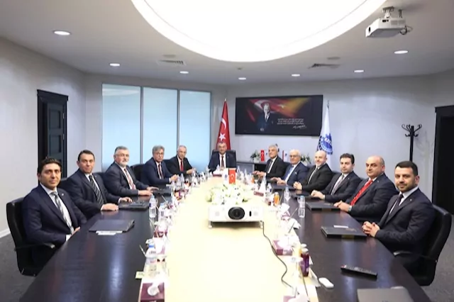Kayseri Sanayi Odası (KAYSO) Yönetim Kurulu, organ seçimlerinin ardından ilk