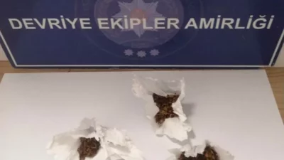 Keşan'da polis ekiplerinin düzenlediği başarılı operasyonda, ticari takside yapılan aramada