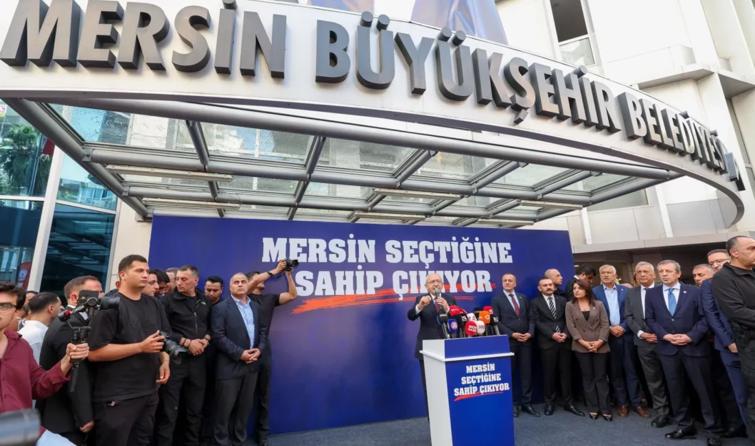 CHP Genel Başkanı Kemal Kılıçdaroğlu, gözaltına alınan Mersin Büyükşehir Belediye